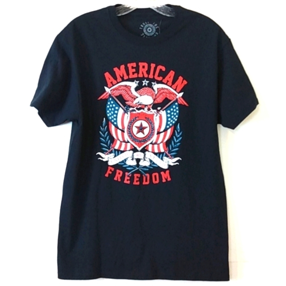 TRUST THE UNIVERSE AMERICAN FREEDOM UNITED WE STAND BLACK TEE SHIRT SZ MED NWOT